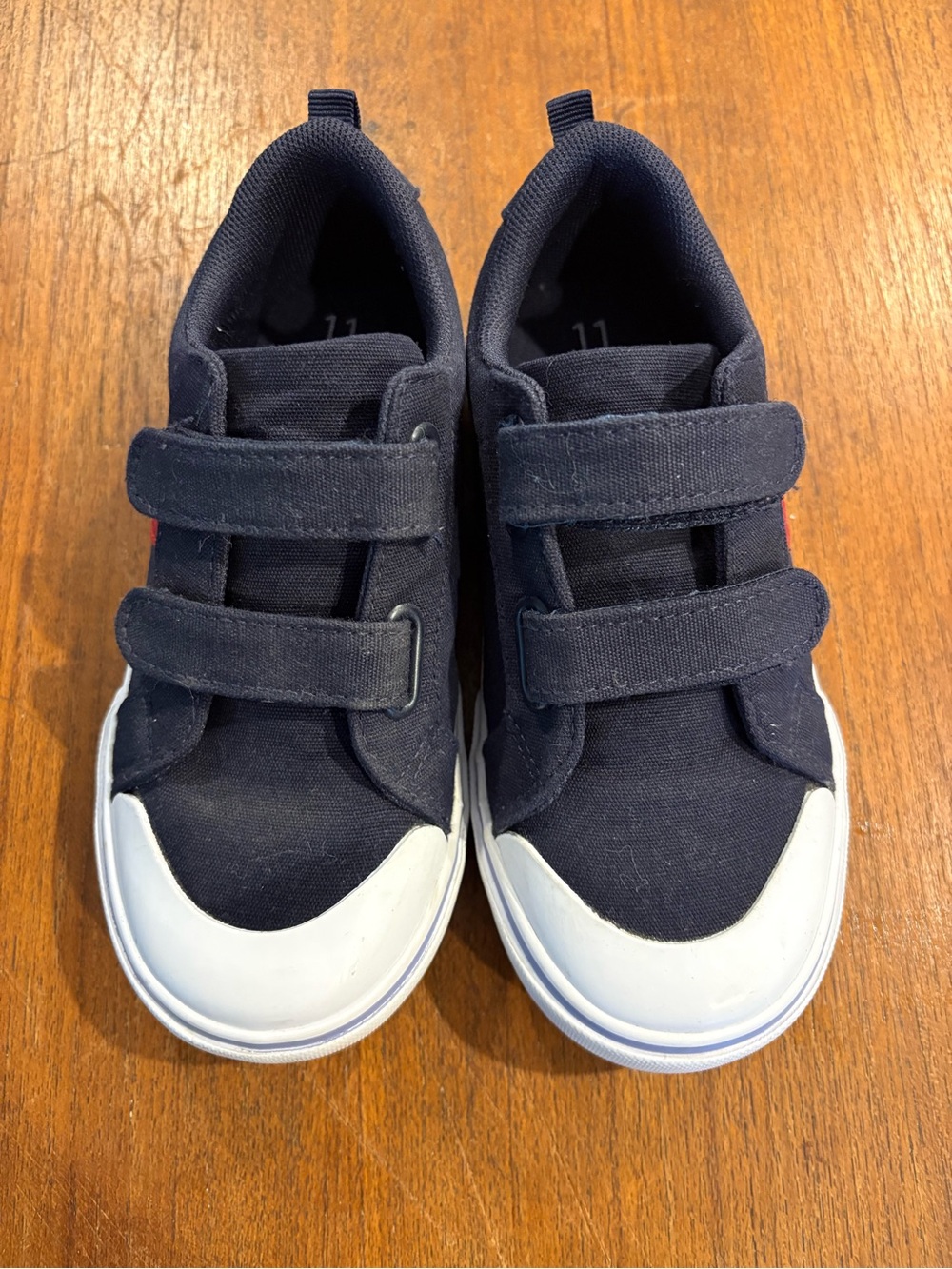 wonder nation Navy Canvas Velcro Kids Sneakers with White Toe 11
